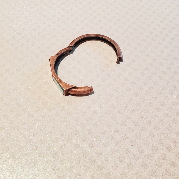 Vintage side Cuff snap Bracelet - Picture 5 of 7